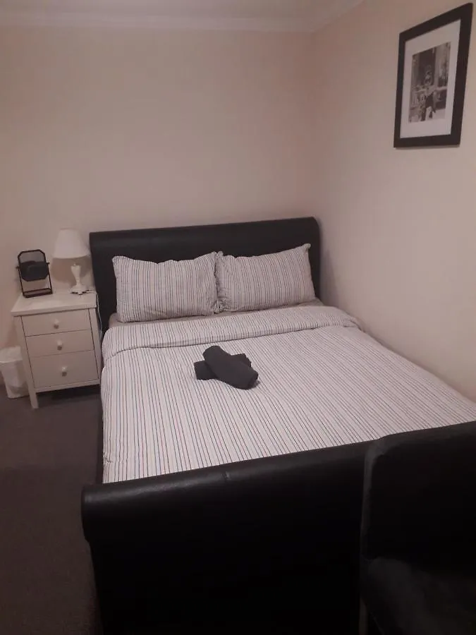 Edinb&B United Kingdom