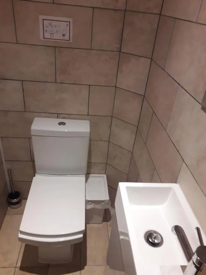 Edinb&B 0*, Edinburgh United Kingdom