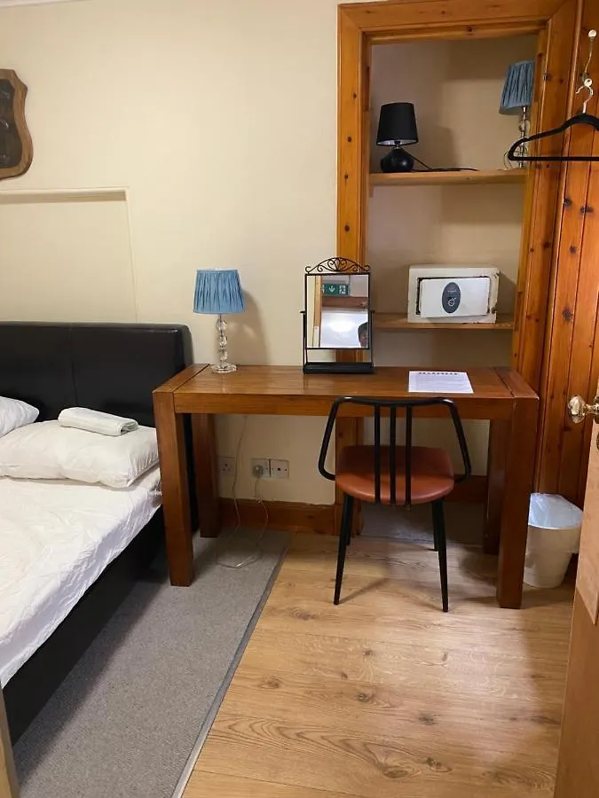 Edinb&B